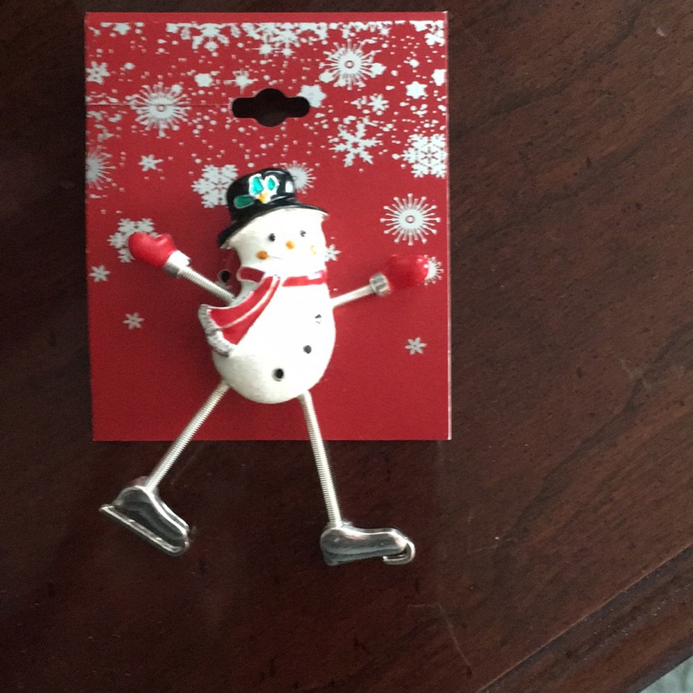 Seasonal pin